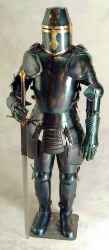 AR007BK_Black_Knight_Armor.jpg (111179 bytes)