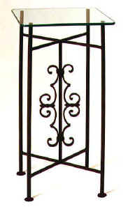 P34-G_Gothic_pedestal.JPG (41703 bytes)