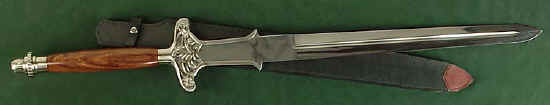 SD01_Barbarian_w-Sheath.JPG (22780 bytes)